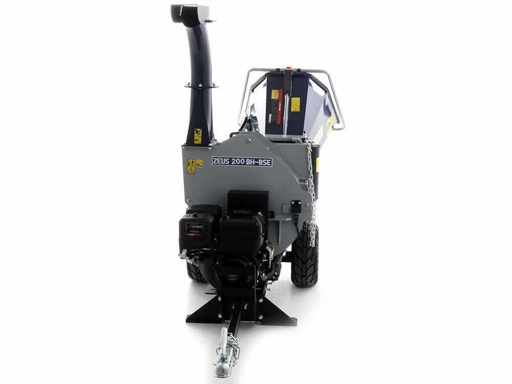 bullmach zeus 200 bh bse broyeur de branche thermique tractable b&s xr2100 avec démarrage électrique bullmach zeus 200 bh bse broyeur de branche thermique tractable b&s xr2100 avec démarrage électrique